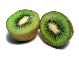 Revista dos Vegetarianos: quot;Kiwi: Da pressão arterial ao intestino, o corpo todo se beneficia dessa frutinhaquot;